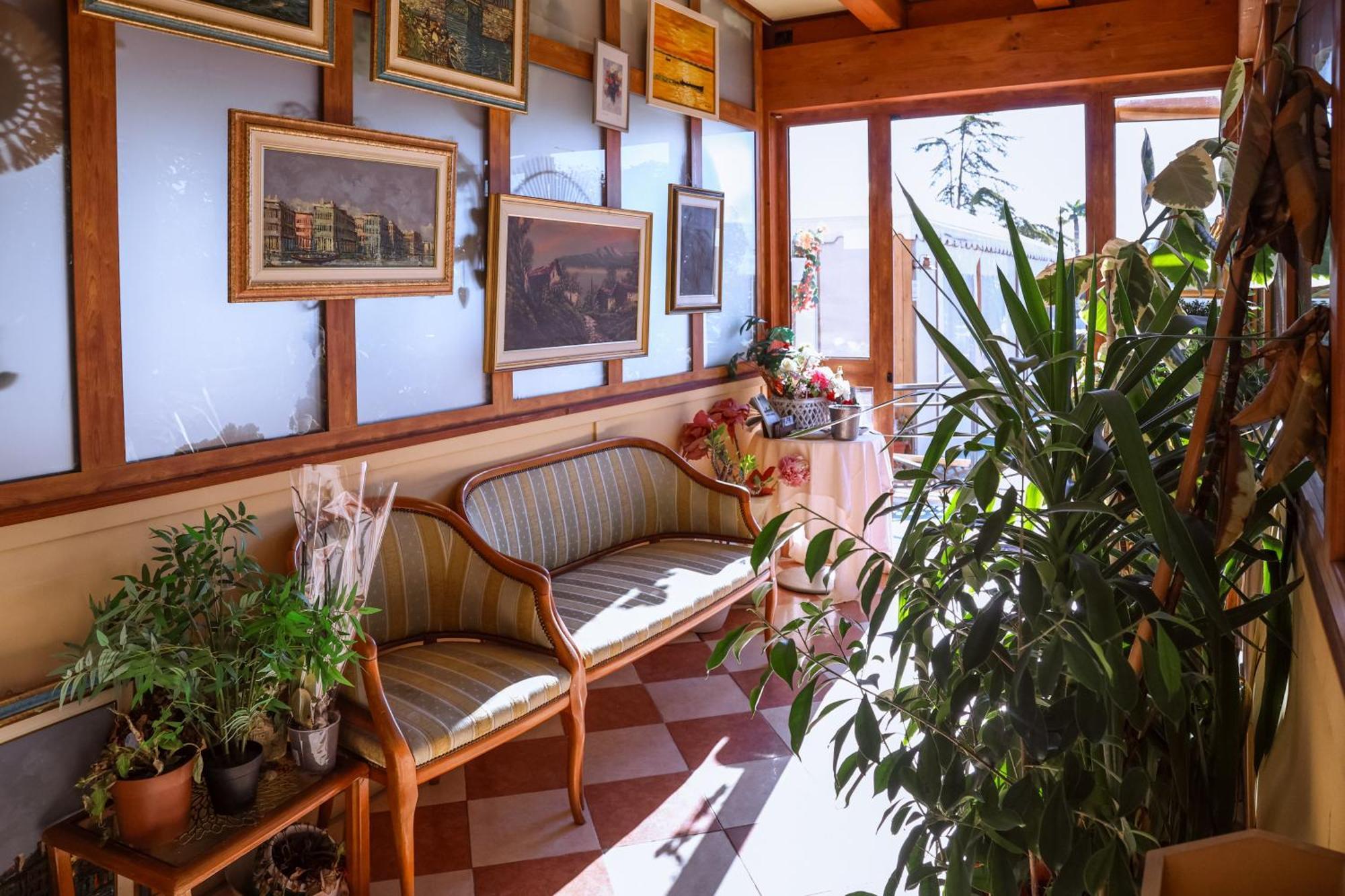 Hotel Villa Sara Mestre Exteriör bild
