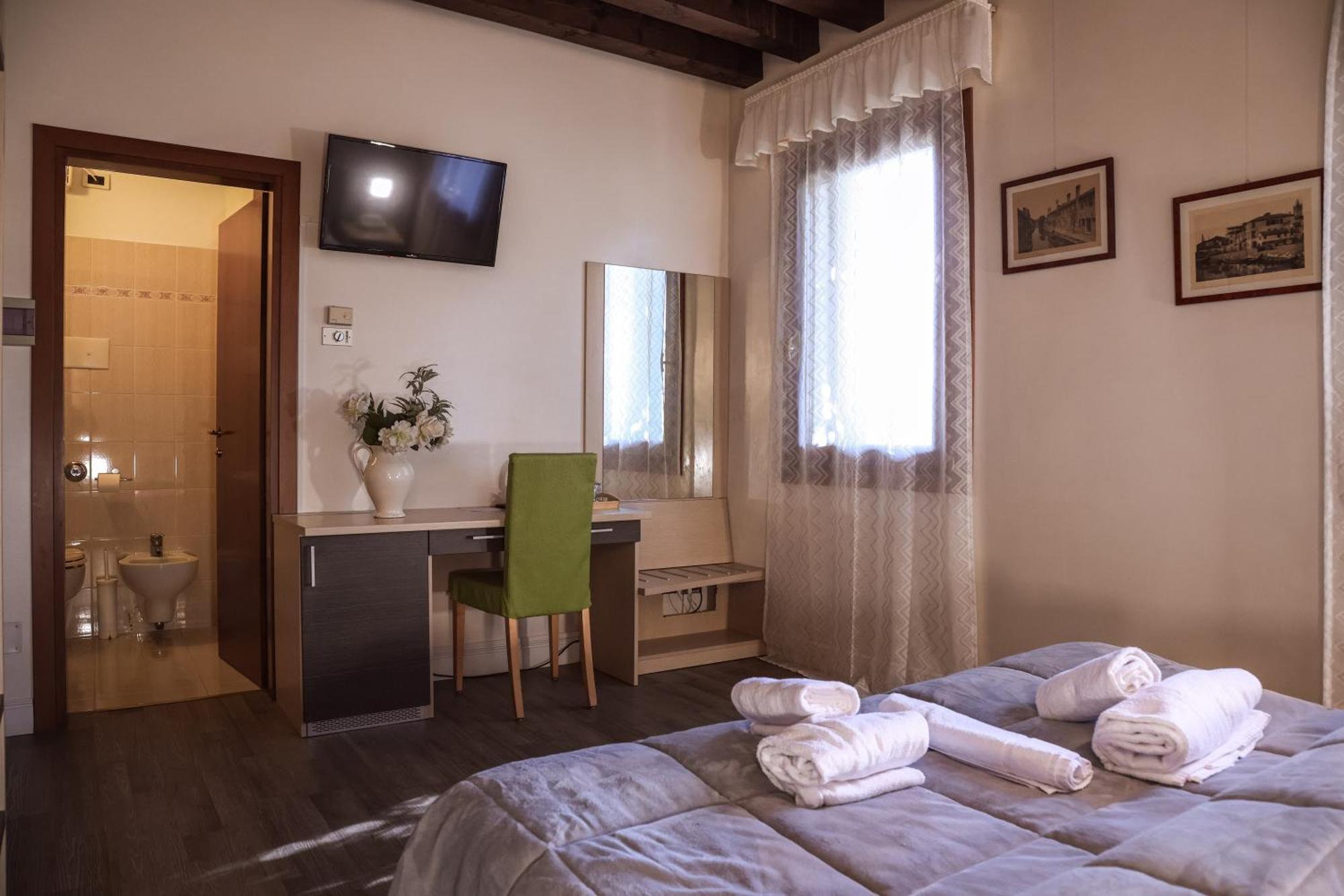Hotel Villa Sara Mestre Exteriör bild